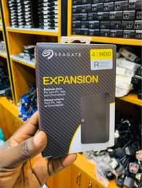 A picture of Desktop and laptop disks in all types