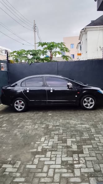 A picture of Honda Civic 2010 in a Good Condition buy and drive