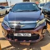 A picture of HARRIER 2014 77M