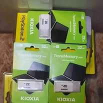 A picture of FLASH 32GB YENYE GAMES 15 ZA PS2 KWA BEI CHEE