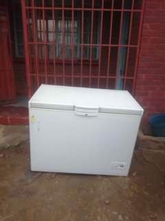classifieds/fridges