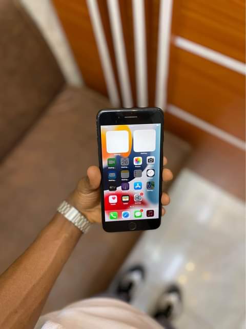 A picture of IPHONE 7 PLUS 128GB