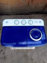 A picture of 2months old 5.5kg washing machine