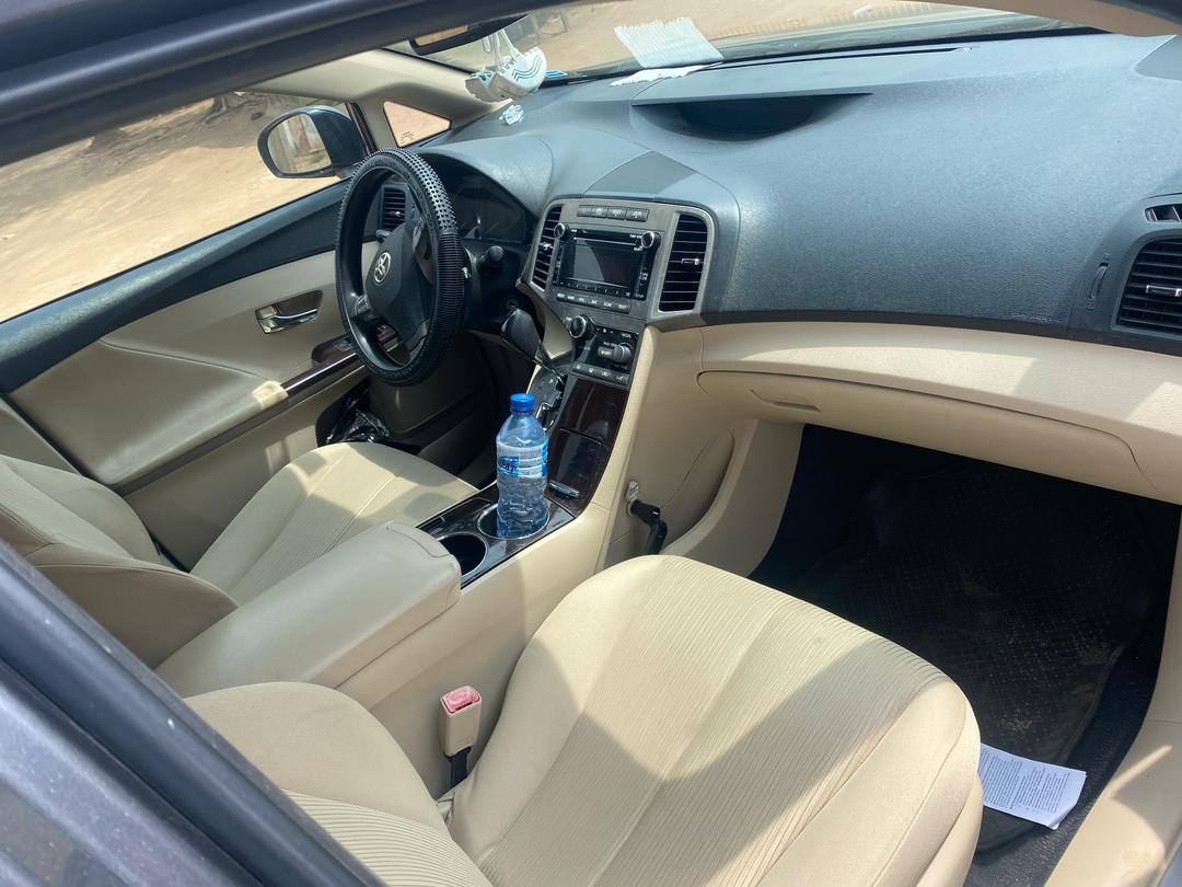 A picture of Toyota Venza 2012 unregistered