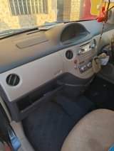 A picture of Toyota sienta
