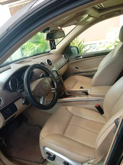 A picture of Mercedes Benz. GL 450 2011 model