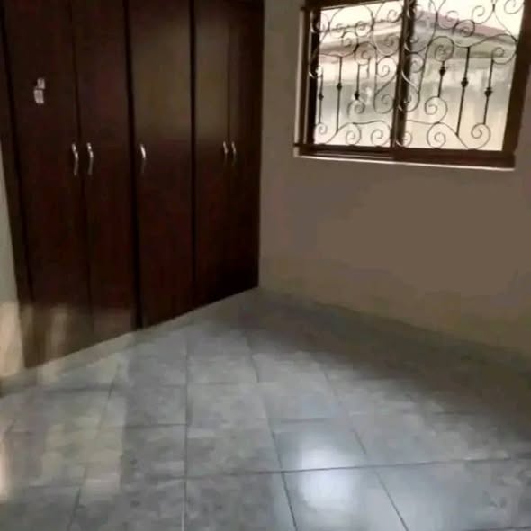 A picture of Double room house for rent 400k ugx in kira 0758339457