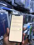 A picture of Iphone Xs