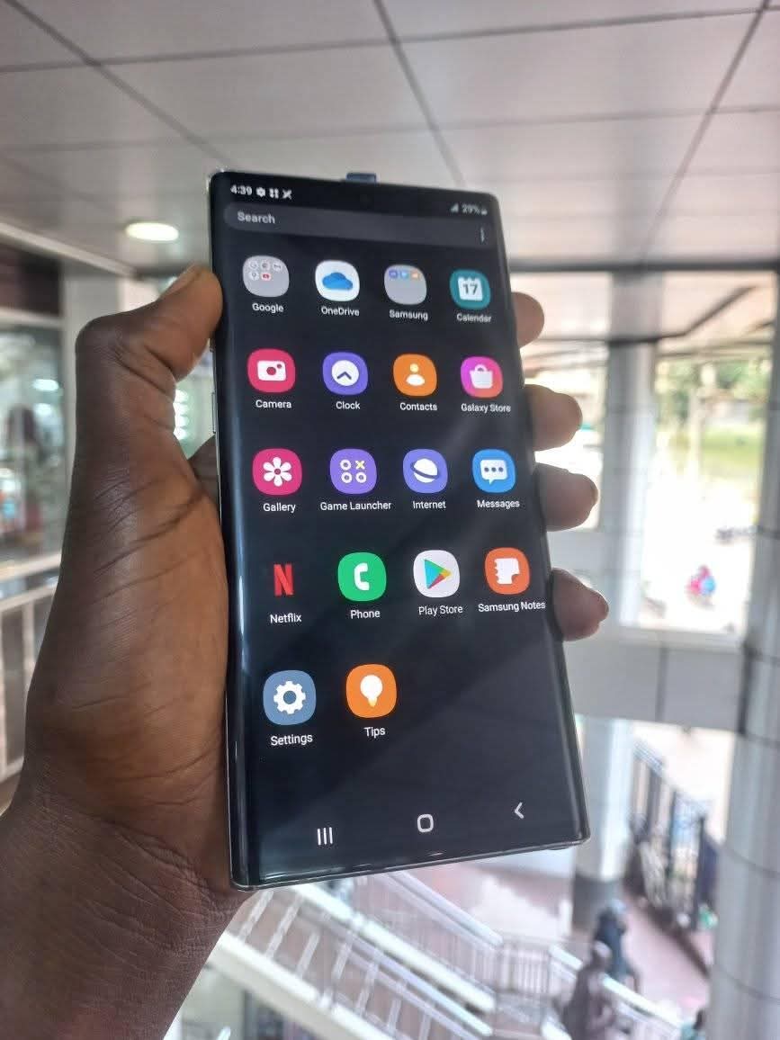 A picture of Samsung galaxy note 10 plus