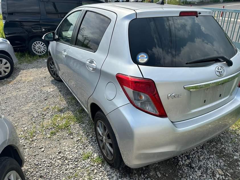 A picture of 2011 Toyota Vitz