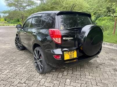 A picture of RAV4 MISS TZ GARI KALI SNAA BEI MILION 16
