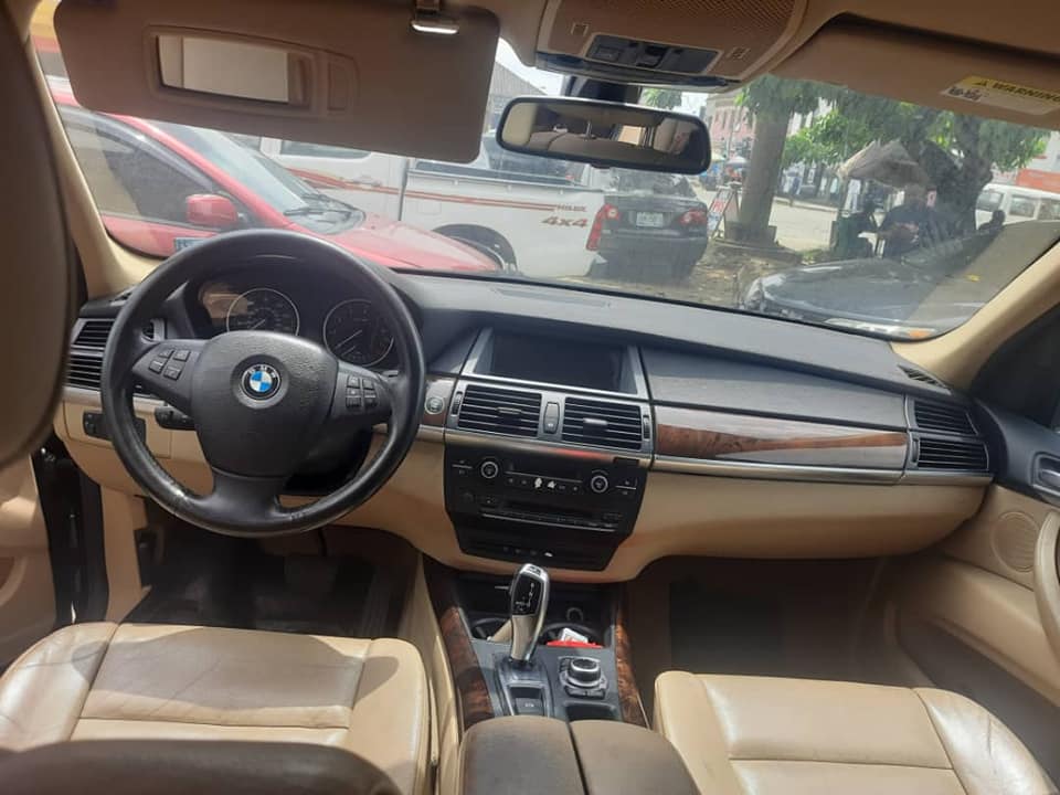 A picture of BMW X5