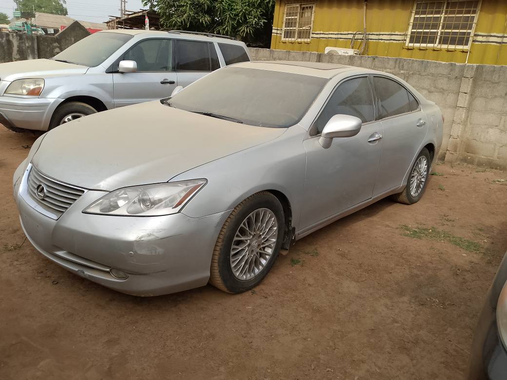 A picture of LEXUS ES350 2008 REGISTER