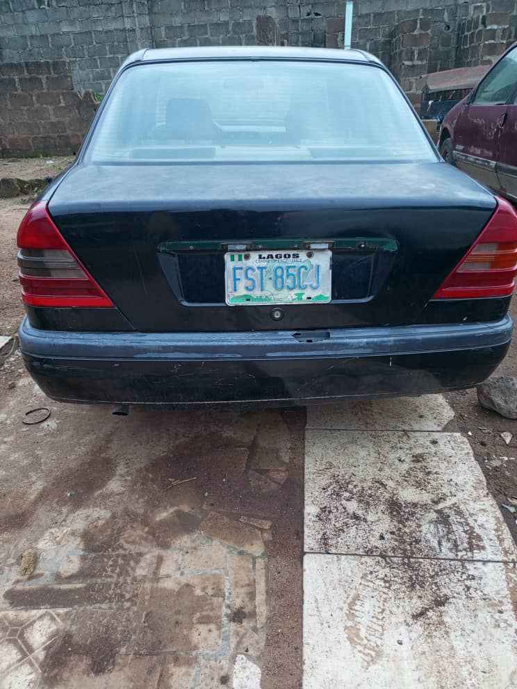 A picture of Today deal money needed asap Mercedes Benz Automatic Standard Engine