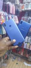 A picture of Infinix smart5 na samsung Galaxy A10s