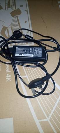 A picture of Hp 840 i5 elitebook G3 6th generation at 890 000