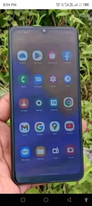 A picture of Samsung a04s