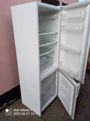 classifieds/fridges