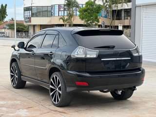 A picture of TOYOTA HARRIER YEAR 2006 Cc 2 360 MILLEAGE 75k COLOUR