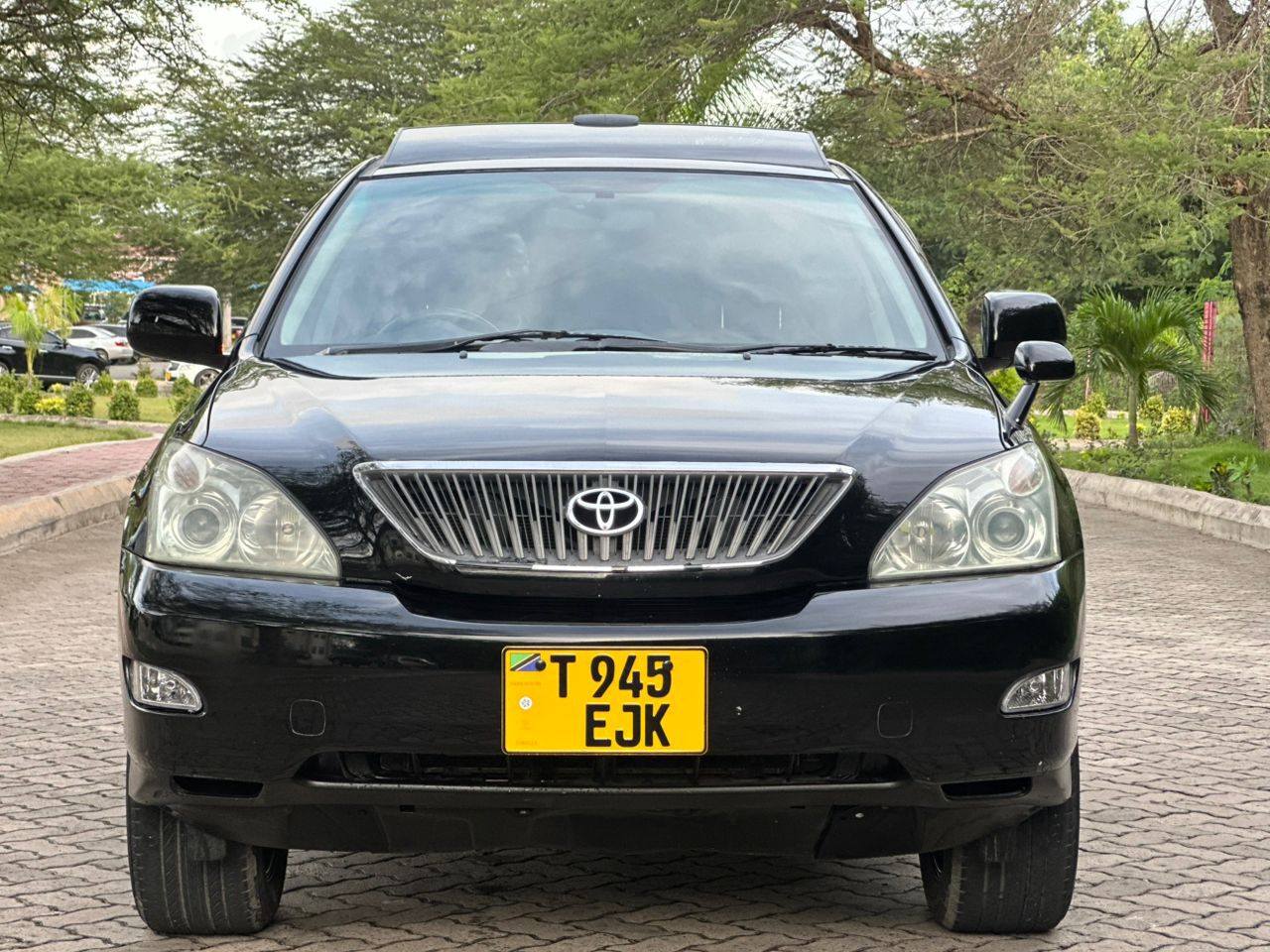 A picture of TOYOTA HARRIER