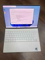 A picture of DELL XPS 13 9320 I7 12TH GEN 32GB 1 TB