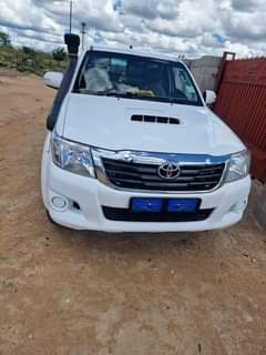 used toyota hilux