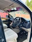 A picture of ALPHARD mwaka wan juu