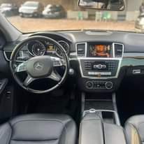 A picture of 2015 MERCEDES BENZ ML350