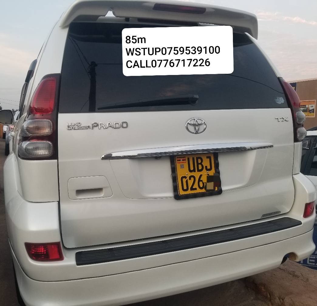 A picture of TOYOTA LAND CRUISER PARDO UBJ PRICE 85M PETROL WSTUP0759539100 CALL0776717226