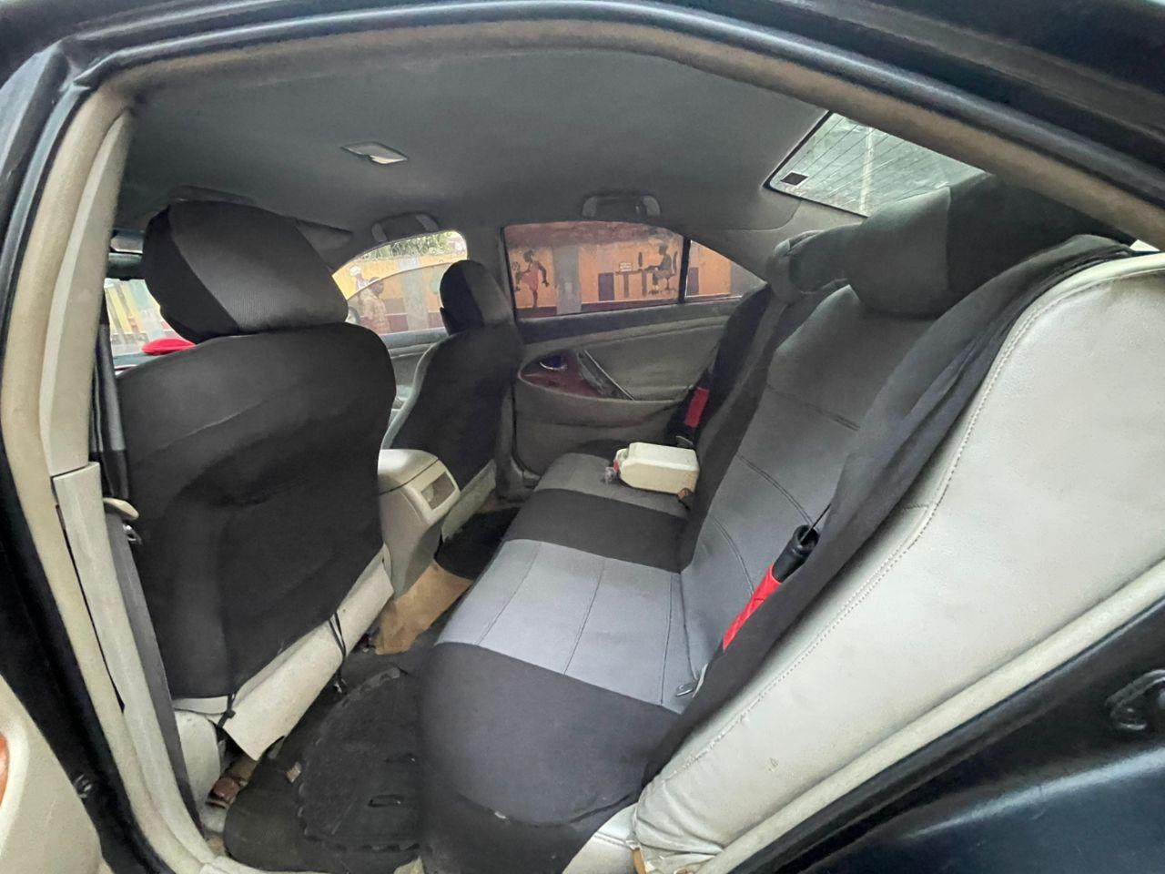 A picture of TOYOTA CAMRY 2008
