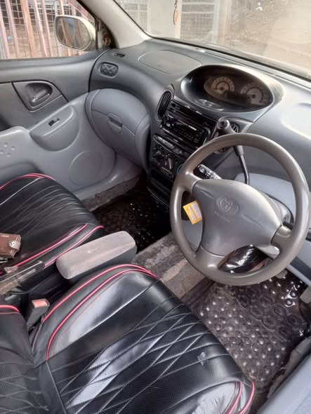 A picture of Toyota funcargo