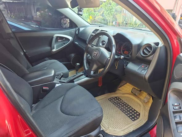 A picture of TOYOTA RAVA4 MISS TZ