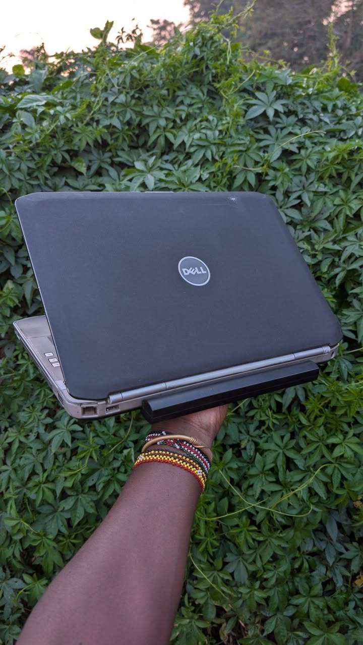 A picture of Dell i5 laptop