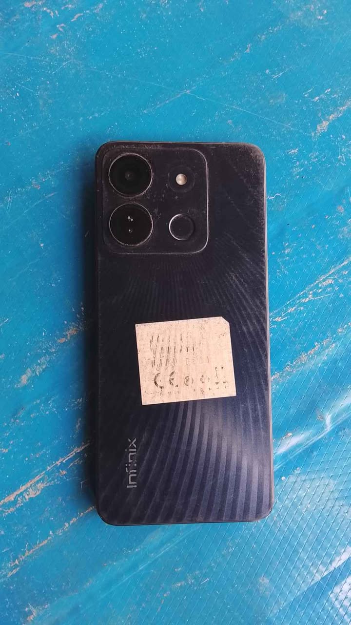 A picture of Infinix smart 7 HD