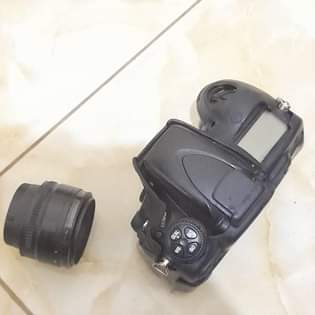 nikon