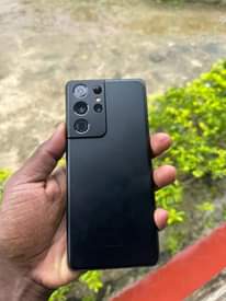 A picture of Samsung S21 utra
