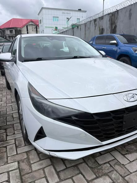A picture of Toks 2019 Hyundai Elantra 19m