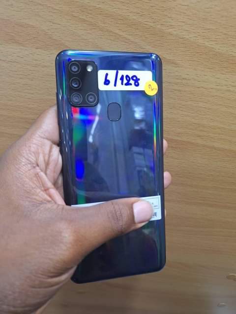 A picture of GALAXY A21S 128GB AT 370K...SWAPS ALLOWED