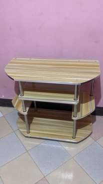 A picture of Show case ya kichina swafi mpyaa Piga 0696272725