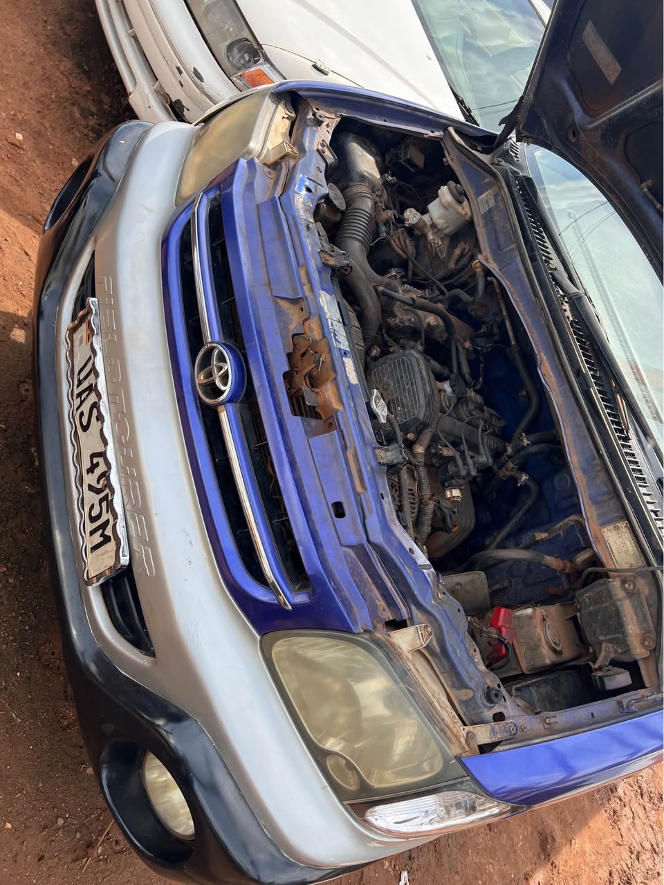 A picture of Toyota Noah