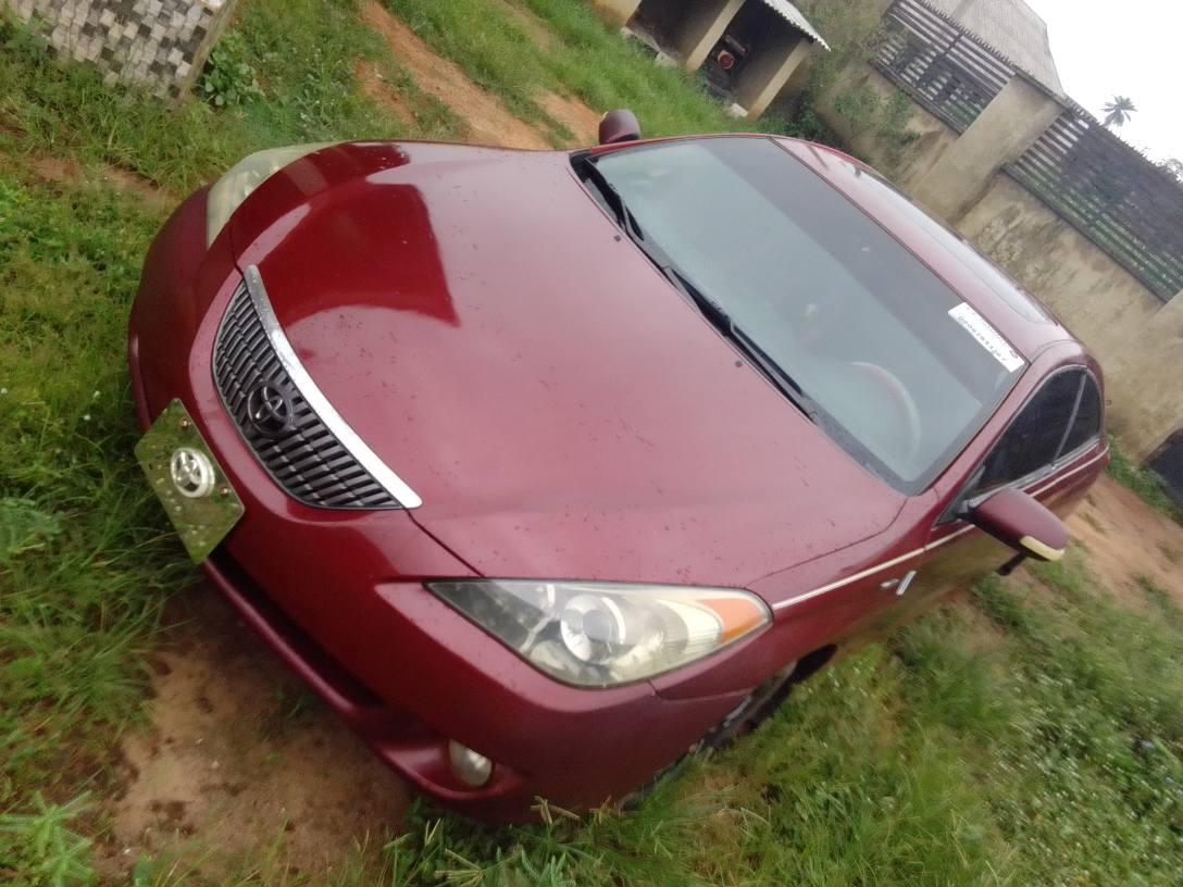 A picture of Used Toyota Camry Solara Sport 4plugs
