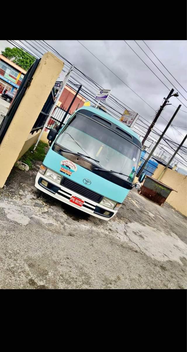 toyota coaster