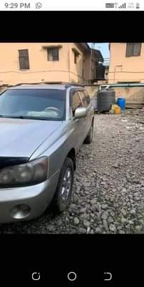 A picture of 2004 Toyota Highlander