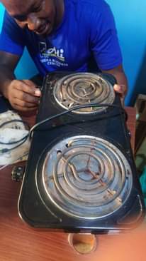 A picture of Hot plate on sale in banda kireka 0708048430 0772610582