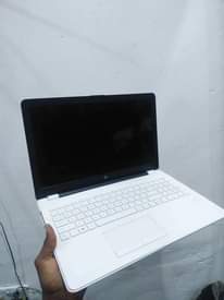 A picture of HP LAPTOP