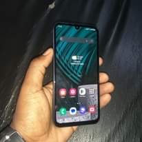 A picture of Samsung a15 128gb ram 4gb Tsh 220 000 0626544883