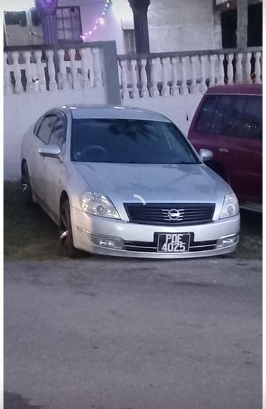 nissan teana