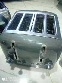 A picture of Toaster