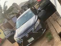 A picture of Toyota Camry 2010 model thump start full options XLE hybrid