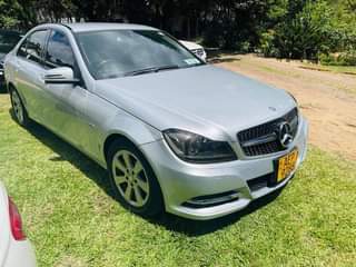 classifieds/cars mercedes